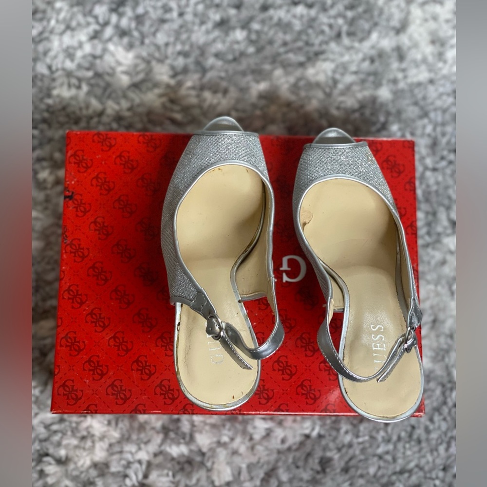 GUESS Sandal - Picture 5 of 9